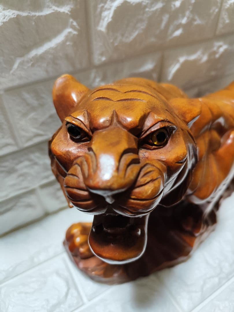 ティーグルブラン】 虎 置物 風水 開運 オブジェ 黄金 寅 縁起物