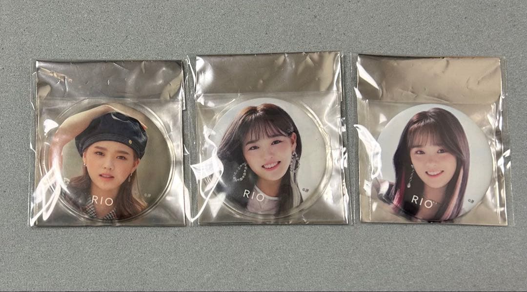 NiziU リオ RIO 缶バッジ - メルカリ