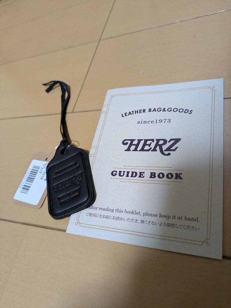 【未使用品】HERZ ヘルツ フリーフラップショルダー 革と共にBegin