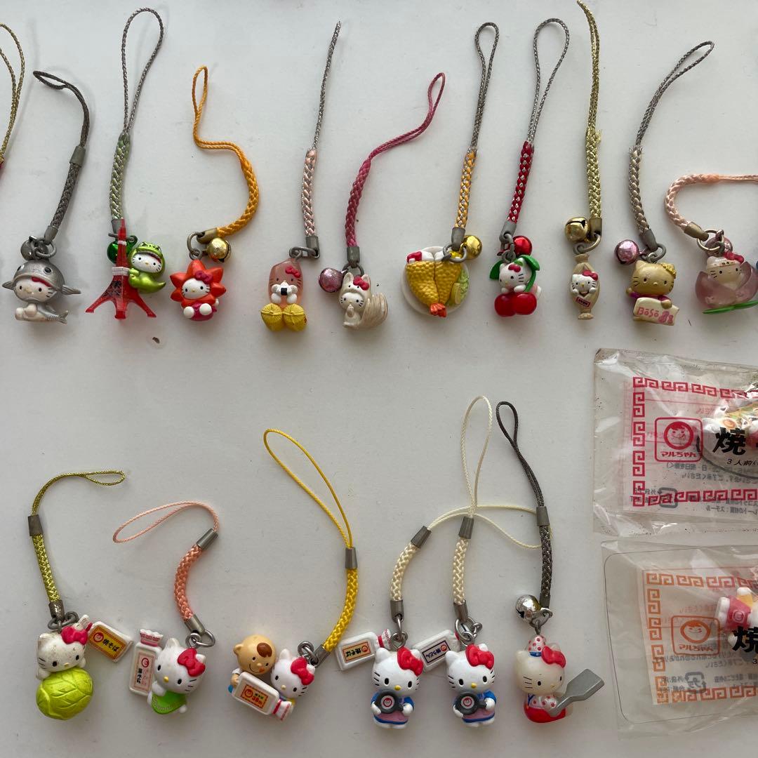 ご当地キティ　焼きそばコラボ　54個+9個セット