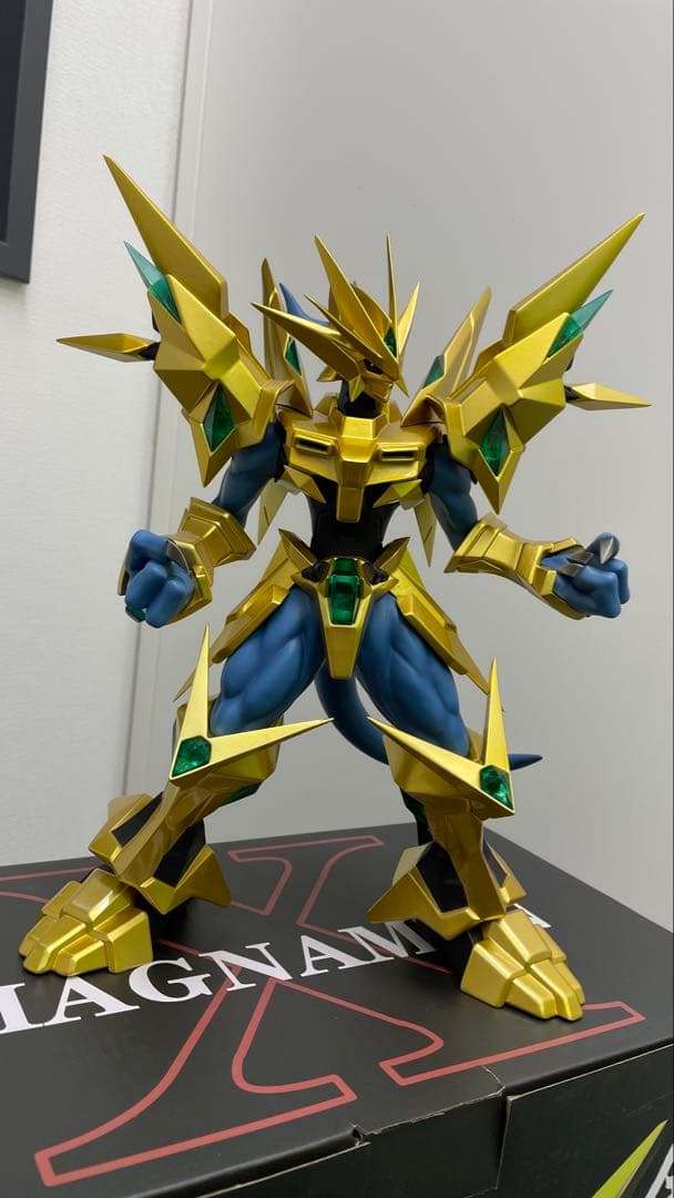 デジモンマグナモンスタチュー