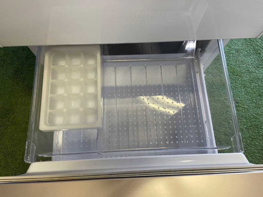 【全国送料無料】冷蔵庫 SHARP 2018年 137L SJ-GD14D-W