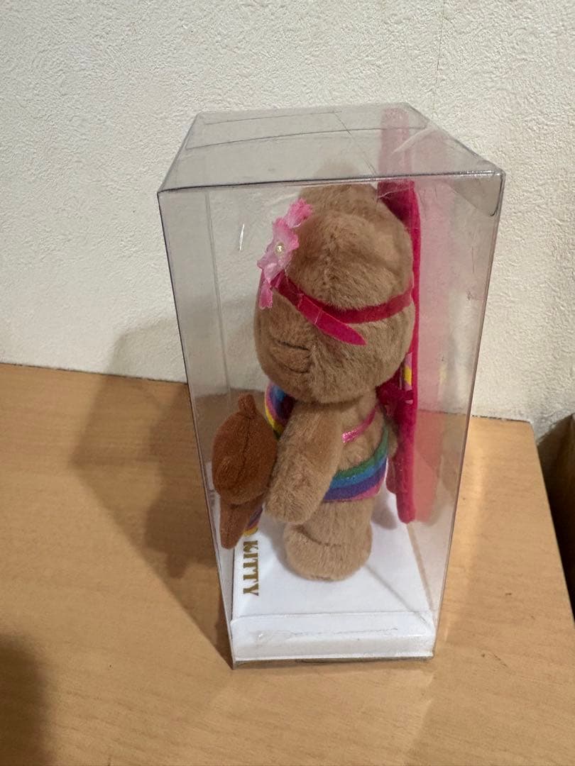 未開封 ハローキティ日焼けキティ マンスリードール サーフィン サーフボード