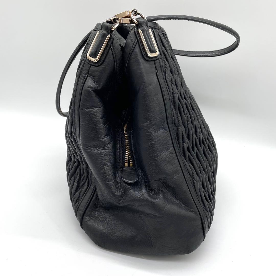 【極美品】コーチ　マディソン　ショルダーバッグ　キルティング　レザー　黒　A4可