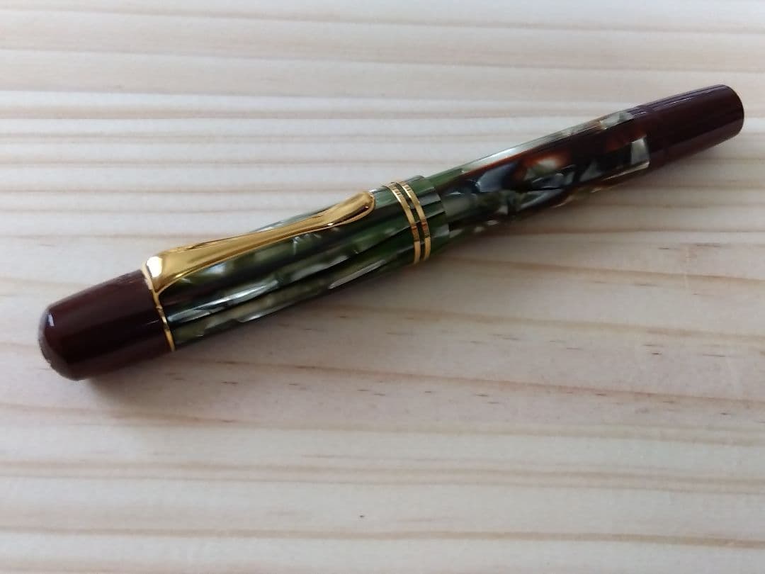 ペリカン 万年筆 M101N トータスシェル ブラウン M 万年筆⑮だって綺麗