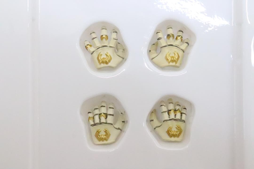 真骨彫製法 ン・ダグバ・ゼバ 30-JD0917-08