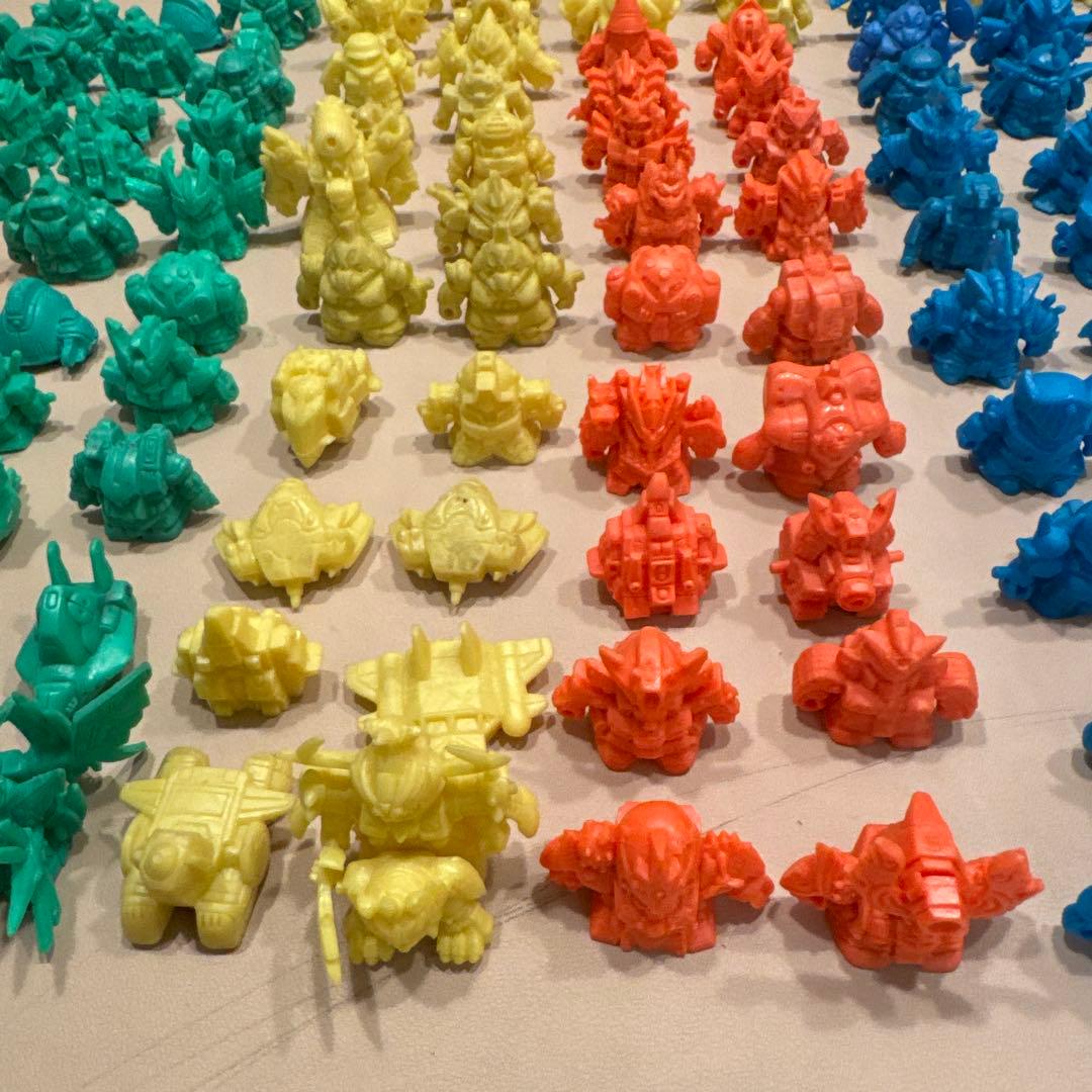 【当時物】ガン消し　まとめセット約140体 と　不揃いパーツたくさん