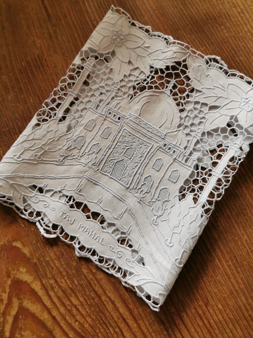 アンティークレース刺繍ランナー タージ・マハル ミュージアムピース