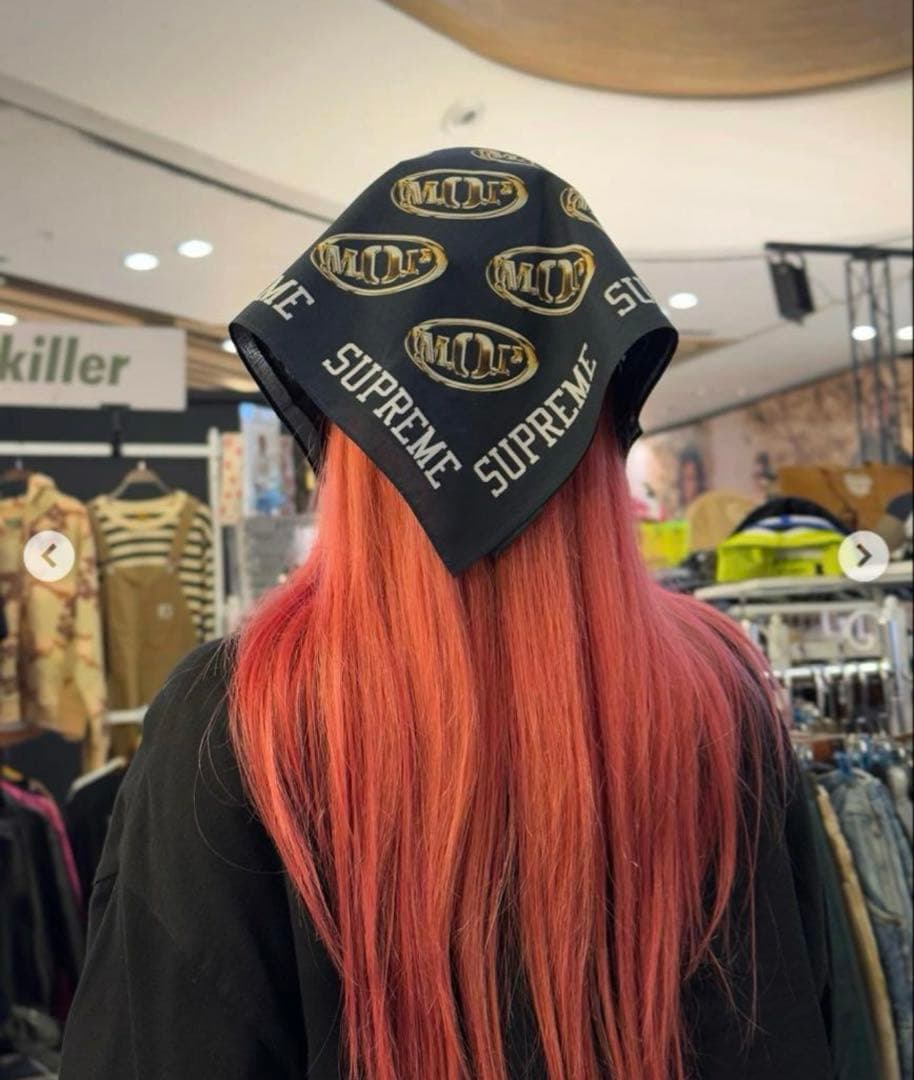 Supreme M.O.P. Bandana（エムオーピーバンダナ）