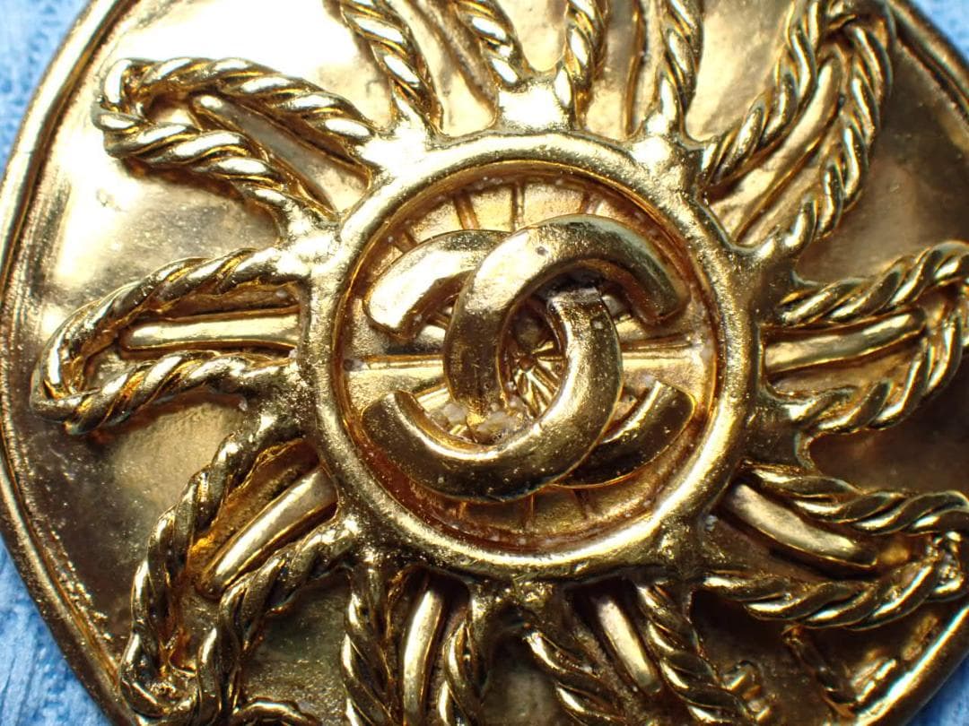 ●CHANEL シャネル●ブローチ●1994年秋冬●45.8 x 46.3 mm ○CHANEL シャネル○ブローチ○1994年秋冬○45.8 x 46.3 mm