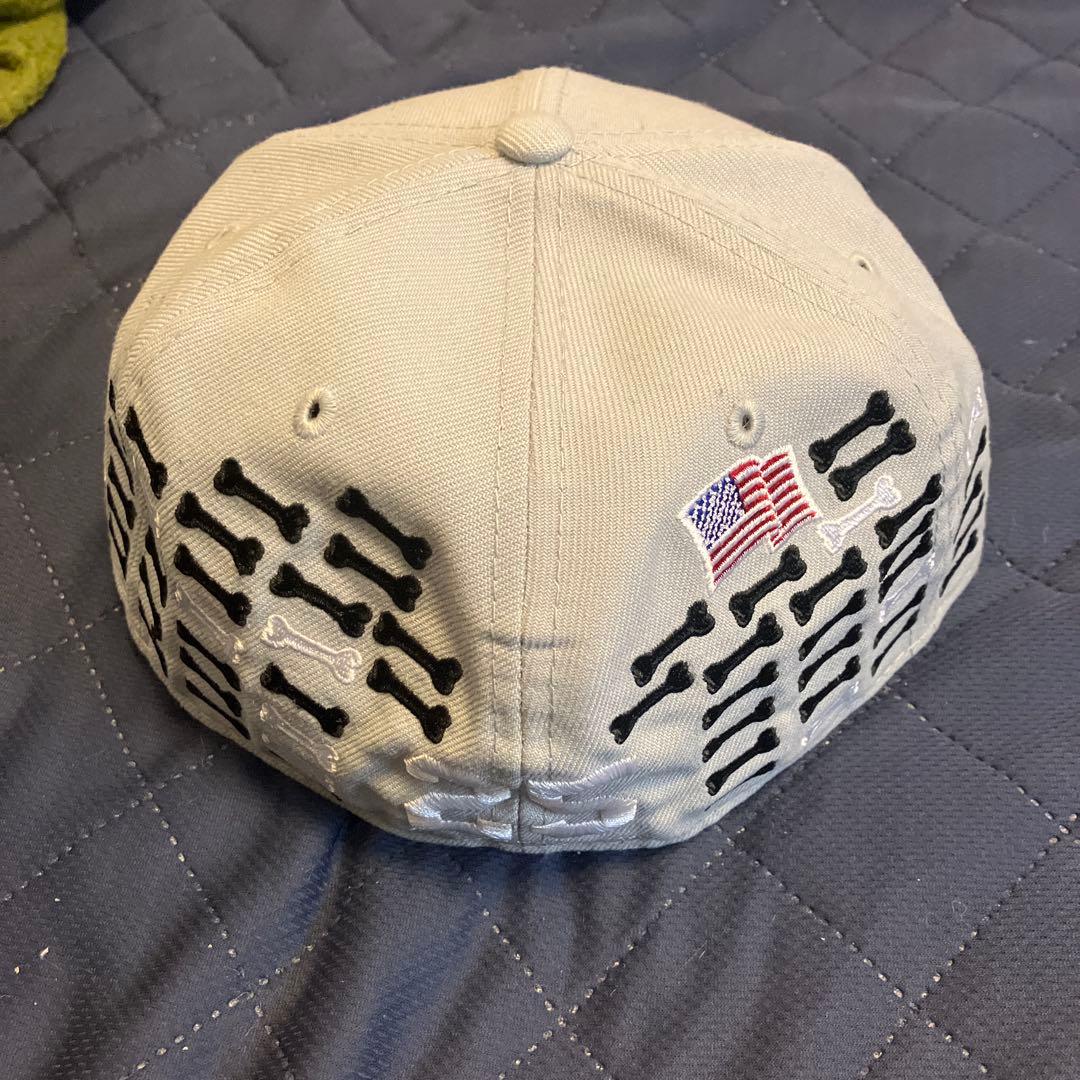 Supreme BONES BOX LOGO GREY 7 1/4 SUPREME BONES BOX LOGO NEW ERA