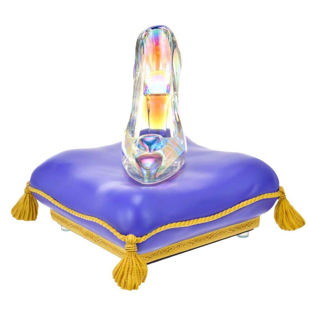 シンデレラ フィギュア ライトアップ ガラスの靴 Cinderella 75周年