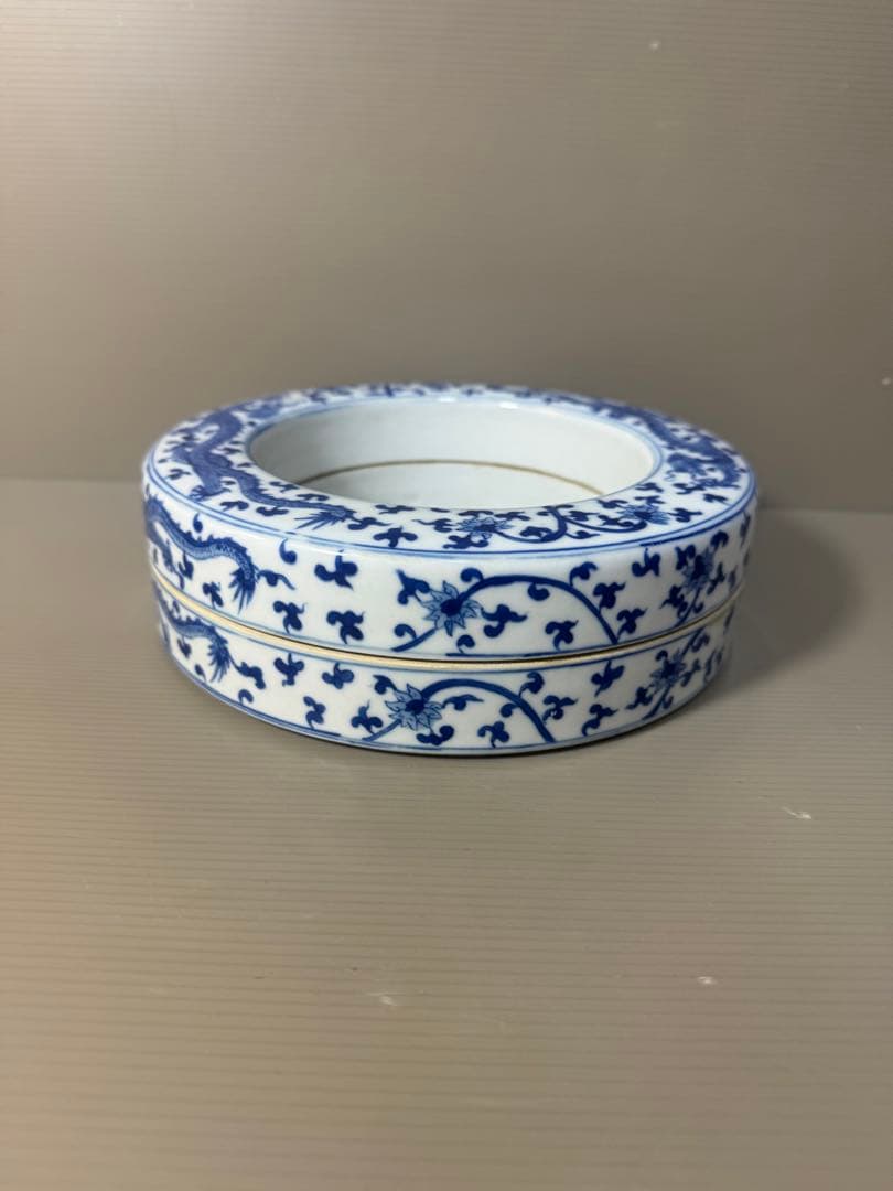 2430 骨董　染付青花　龍文　蓋物　置物　時代物
