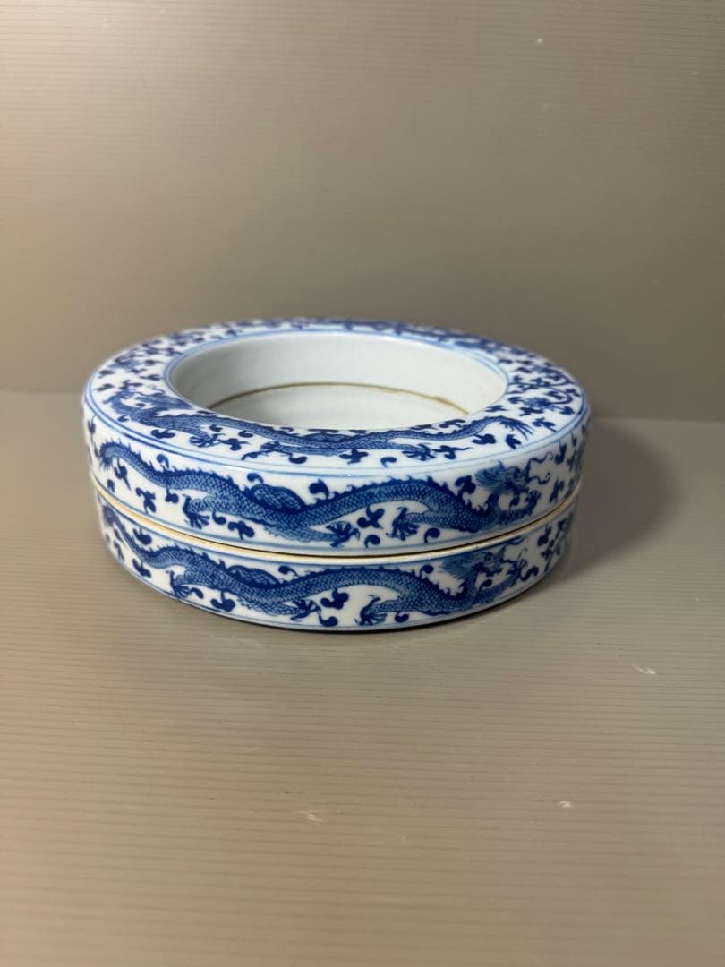 2430 骨董　染付青花　龍文　蓋物　置物　時代物