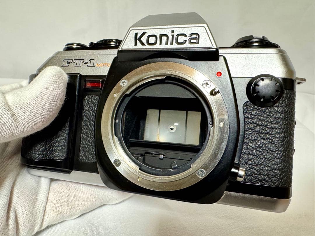 Konica FT-1 プロハーフ 一眼レフのハーフ判カメラ