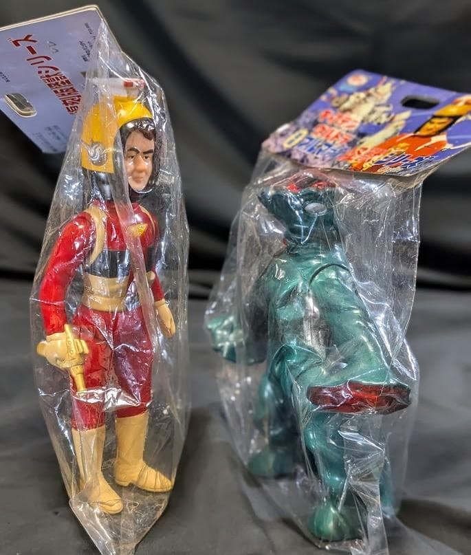 キャプテンウルトラ＆バンデル星人（ブルマァク復刻）未開封ソフビ2体