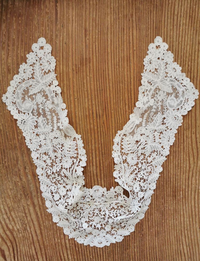 アンティークブリュッセル デュセス＆ポワンドガーズレース付け襟