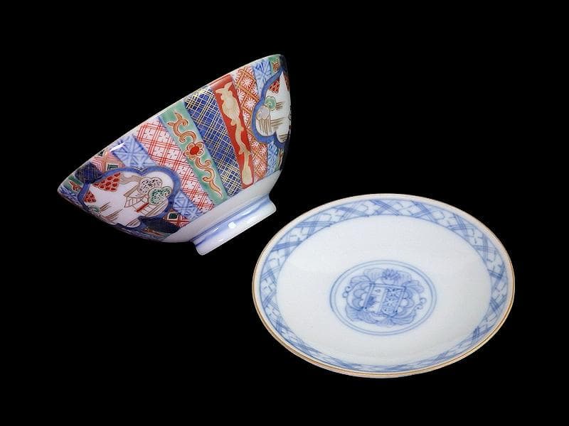 九谷　大聖寺伊万里　金襴手　山水　紋章の図　蓋茶碗　２客　361AS-DAl