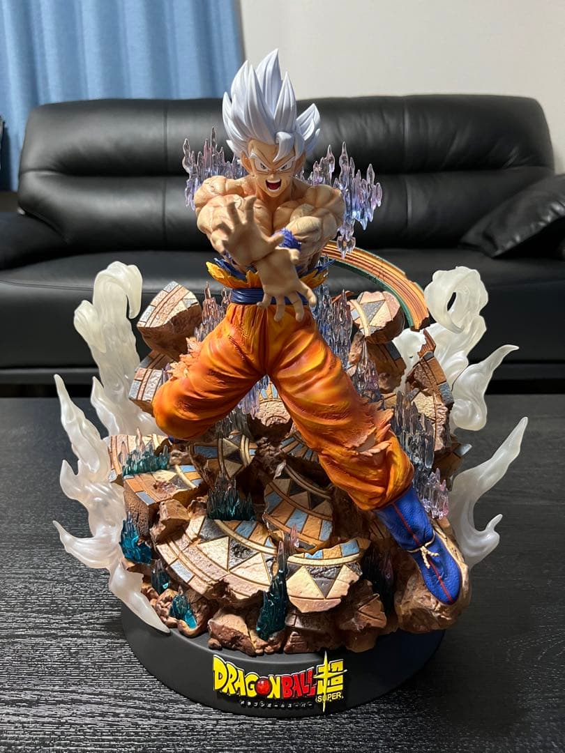 ドラゴンボール 孫悟空 身勝手の極意 フィギュア ガレージキット