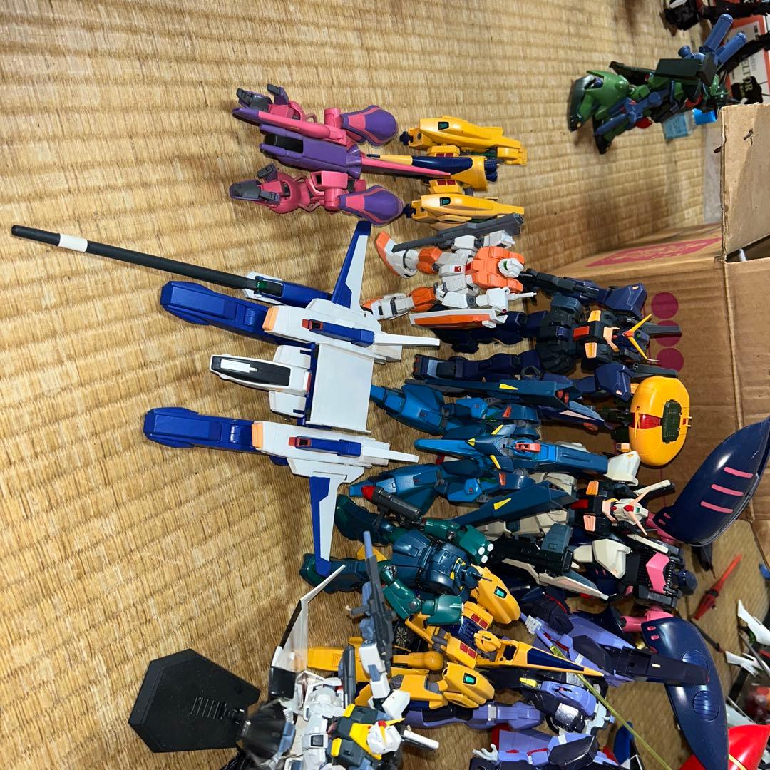 ガンダムのプラモデル60体以上