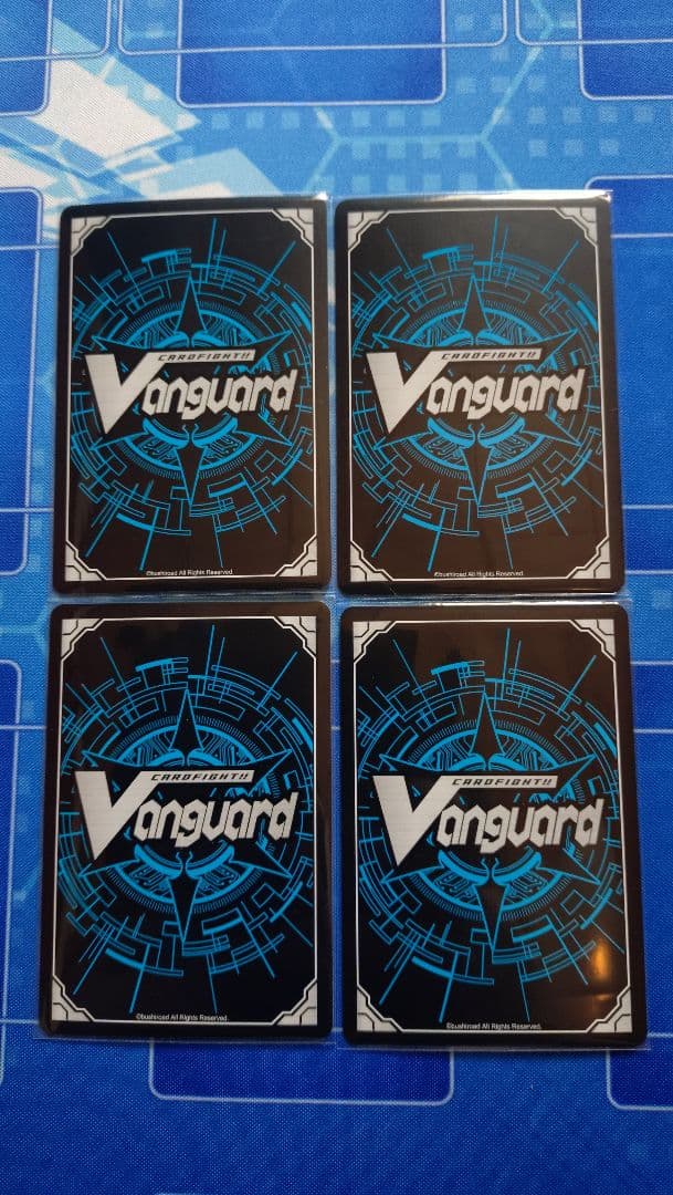 ブリッツスタッフ ミューナ　4枚