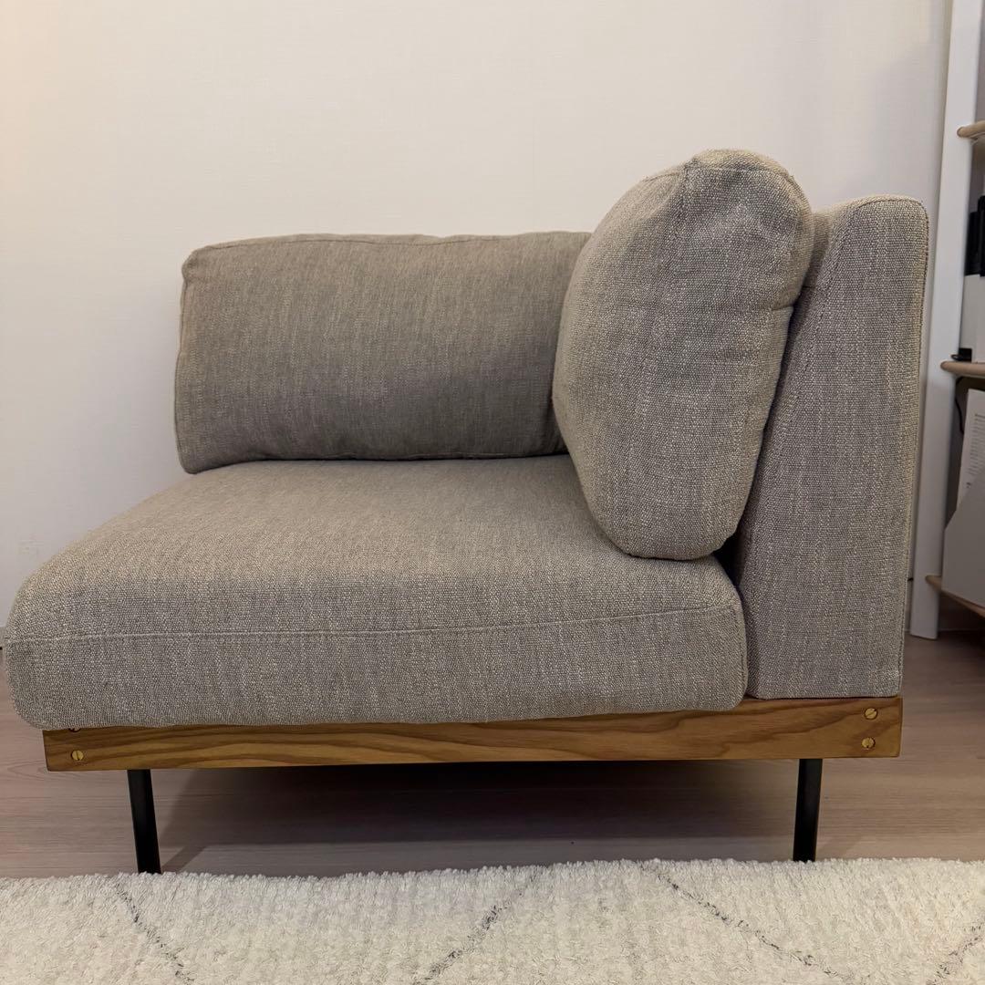 JOURNAL STANDARD FURNITURE LILLE SOFA ①