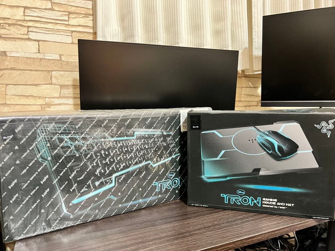 Razer TRON キーボード＆マウスマウスパッド Razer TRON: Legacy Gaming Mouse Review - YouTube