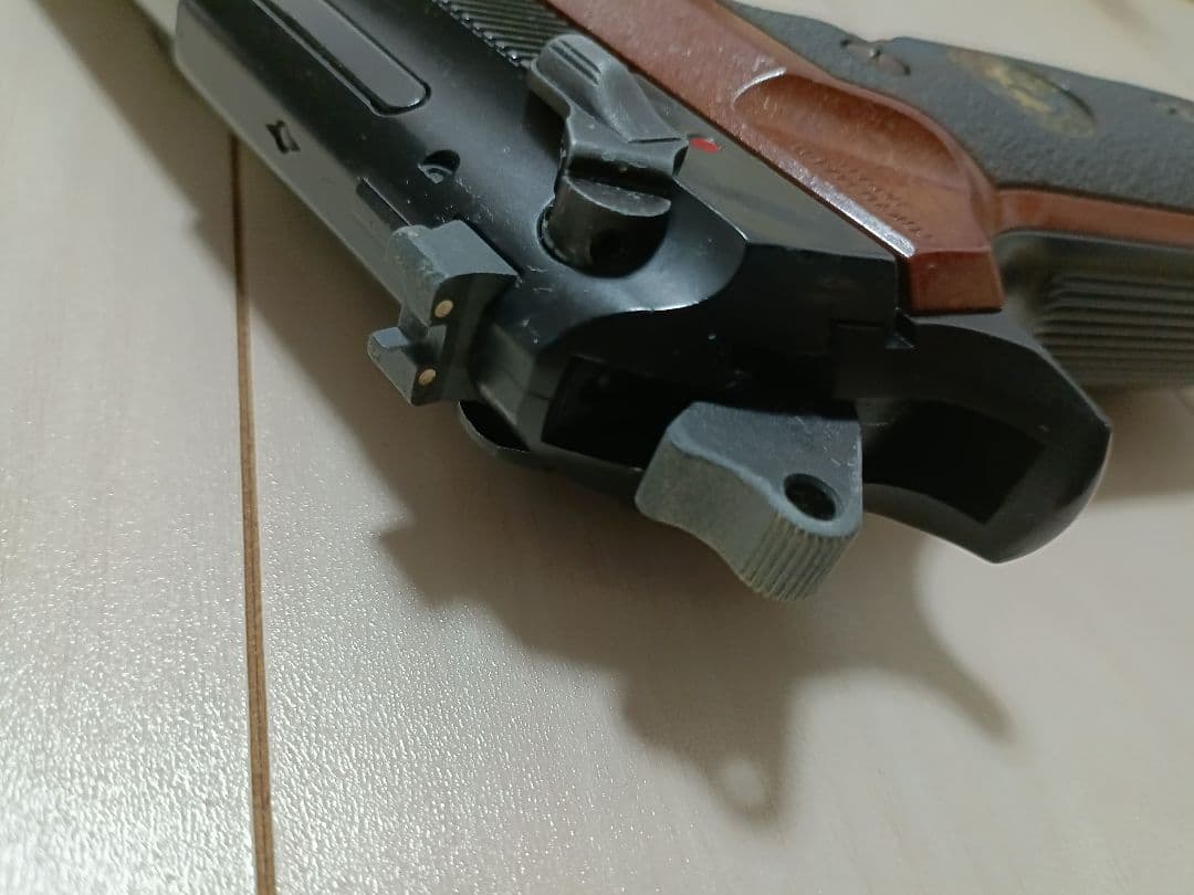 中古品】東京マルイ ガスガン「サムライエッジ」＆ホルスター付き