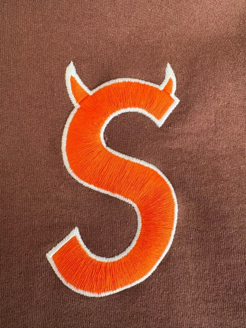 か*】様 【堀米雄斗着用✨】シュプリーム デビル ツノ Sロゴ パーカー M ブ