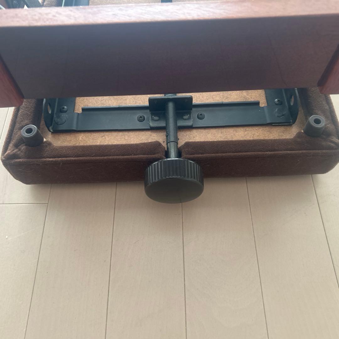 3/18までの特価品です！YAMAHAピアノ椅子（ネコ脚）