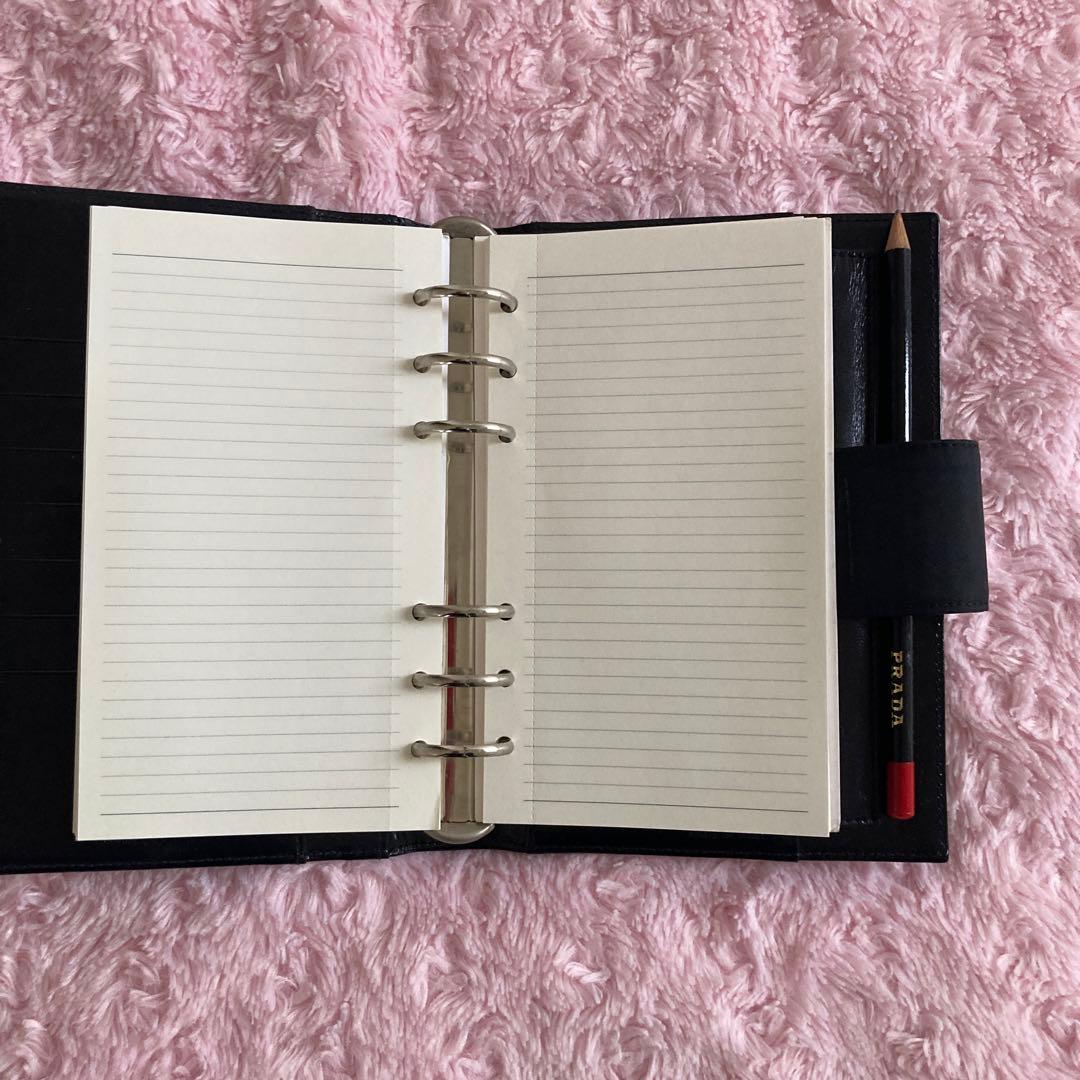 プラダ手帳❣️ギャランティカードあり