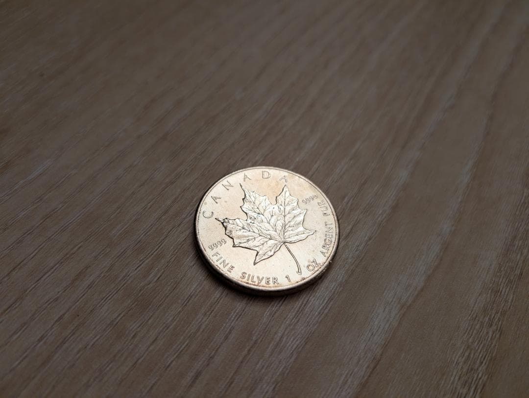 2008年 1枚 カナダ「メイプルリーフ」純銀 1オンス 銀貨