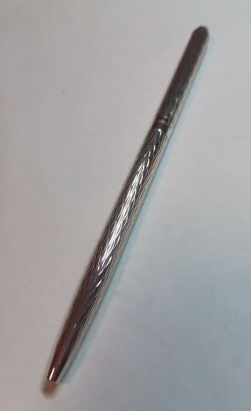 TIFFANY&CO. ツイストパターンのボールペン