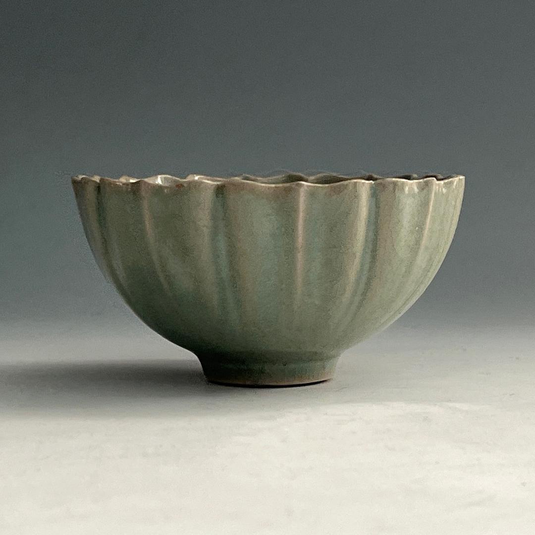 唐物 青磁稜花盃 氷裂紋 中国美術 古玩 SN75 - メルカリ