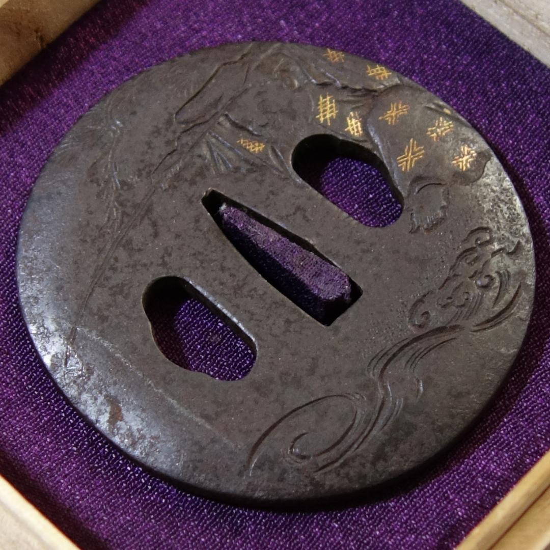 【 太公望図鍔 】 鍔 鐔 鉄地 象嵌 刀装具 武具 骨董 アンティーク