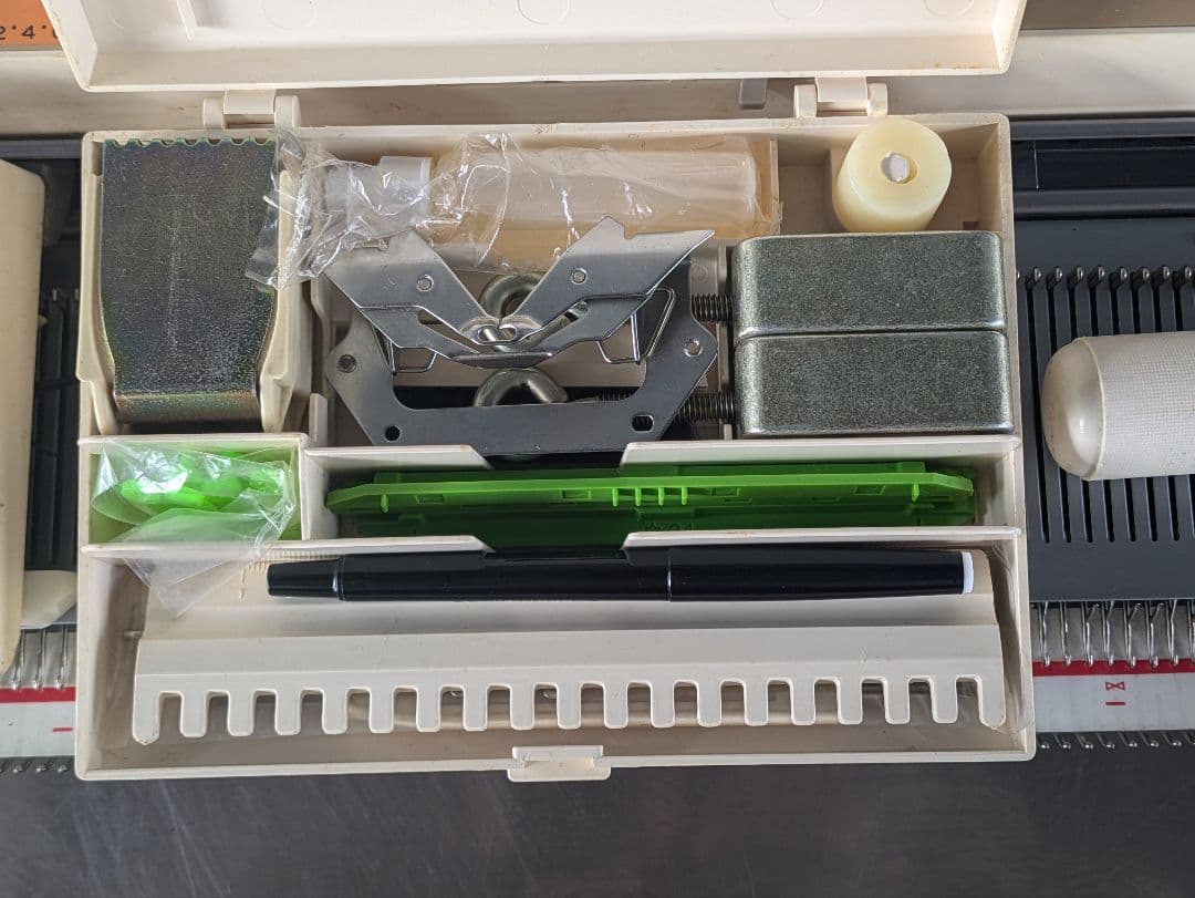 KH871パリエ brother　編機