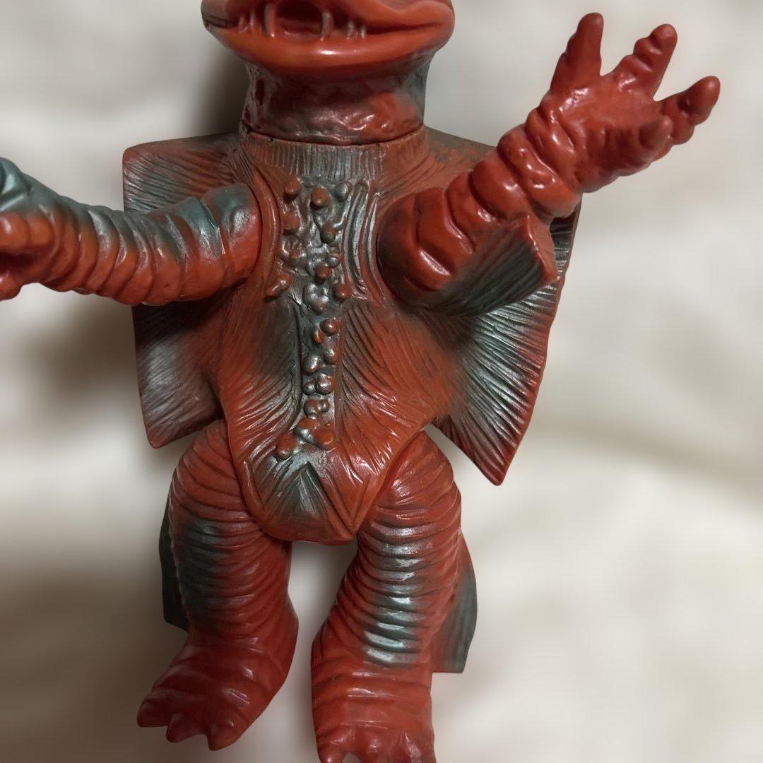 輸送箱入 大怪獣シリーズ ガマス 完成品フィギュア 一部組立て式 少年