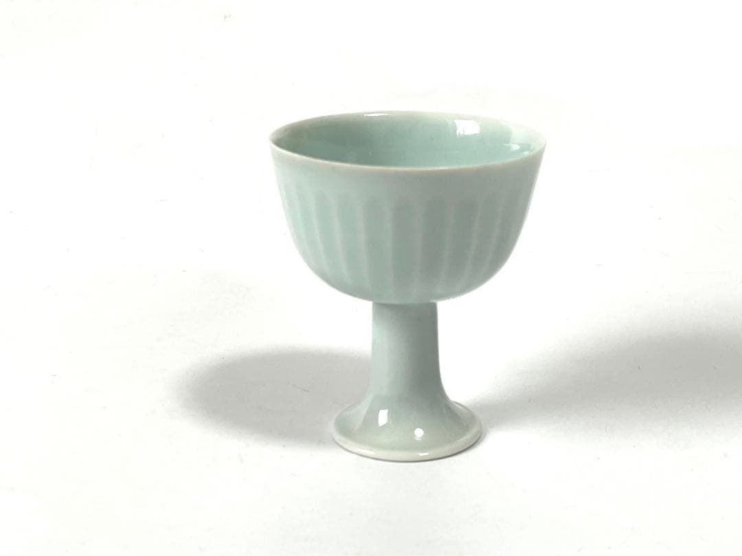 陶芸家　作家物　八木明　馬上杯　盃　杯　青白磁　鎬　箱なし