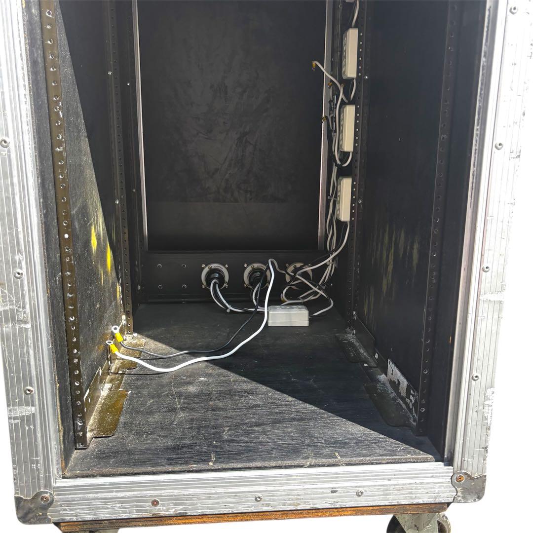 PULSE 18U ラックケース ②