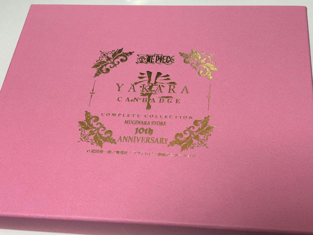 ONE PIECE MUGIWARA STORE 10周年缶バッジセット