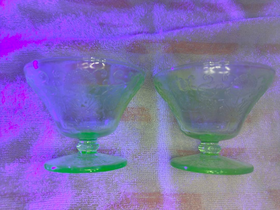 ウランガラス シャーベットグラス 2つ