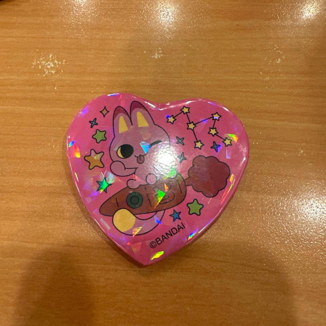 大たまごっち展 ハート型缶バッジ たまごっち - メルカリ