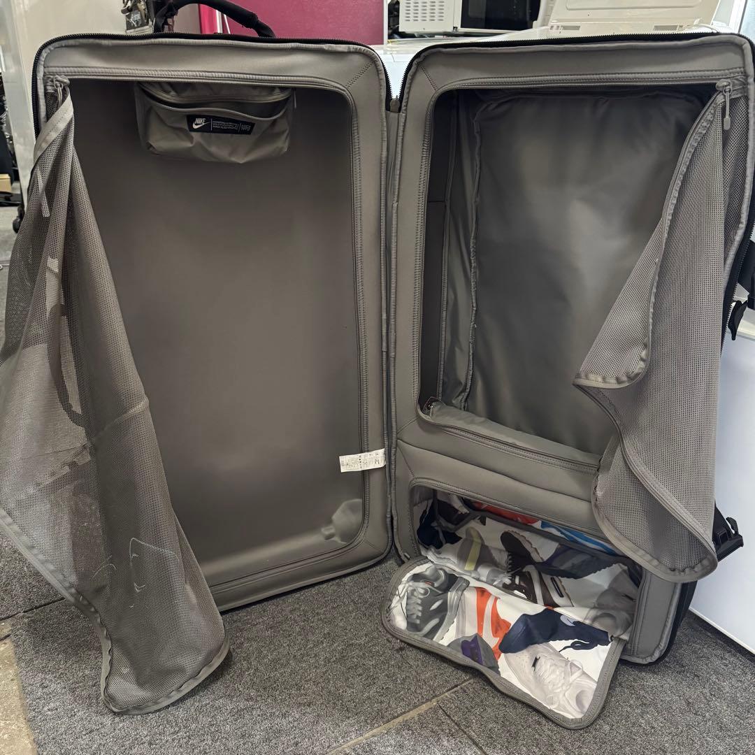 田*太様 NIKE ナイキ 大型キャリー キャリーケース スーツケース