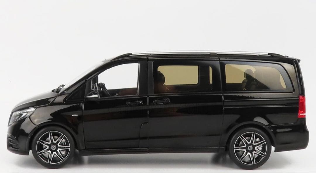 1/18 メルセデスベンツ Vクラス AMG Line W447 ブラック