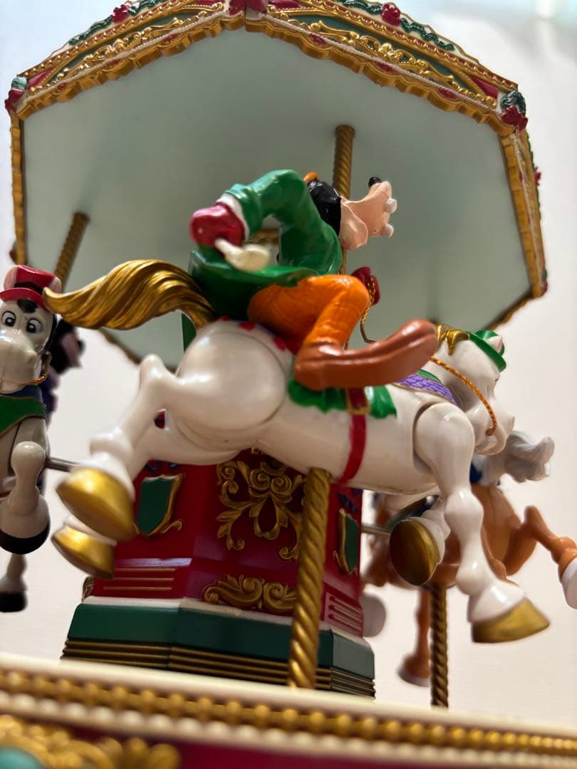 レア　ミッキーホリデイゴーランド　ディズニー　クリスマス　美品　オルゴール50曲