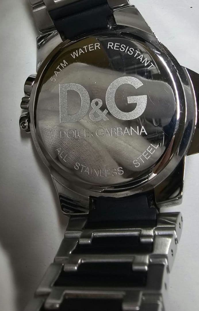 G*n様 D&G　ドルチェ&ガッバーナ　ブラック　アナログ腕時計　24時間表示
