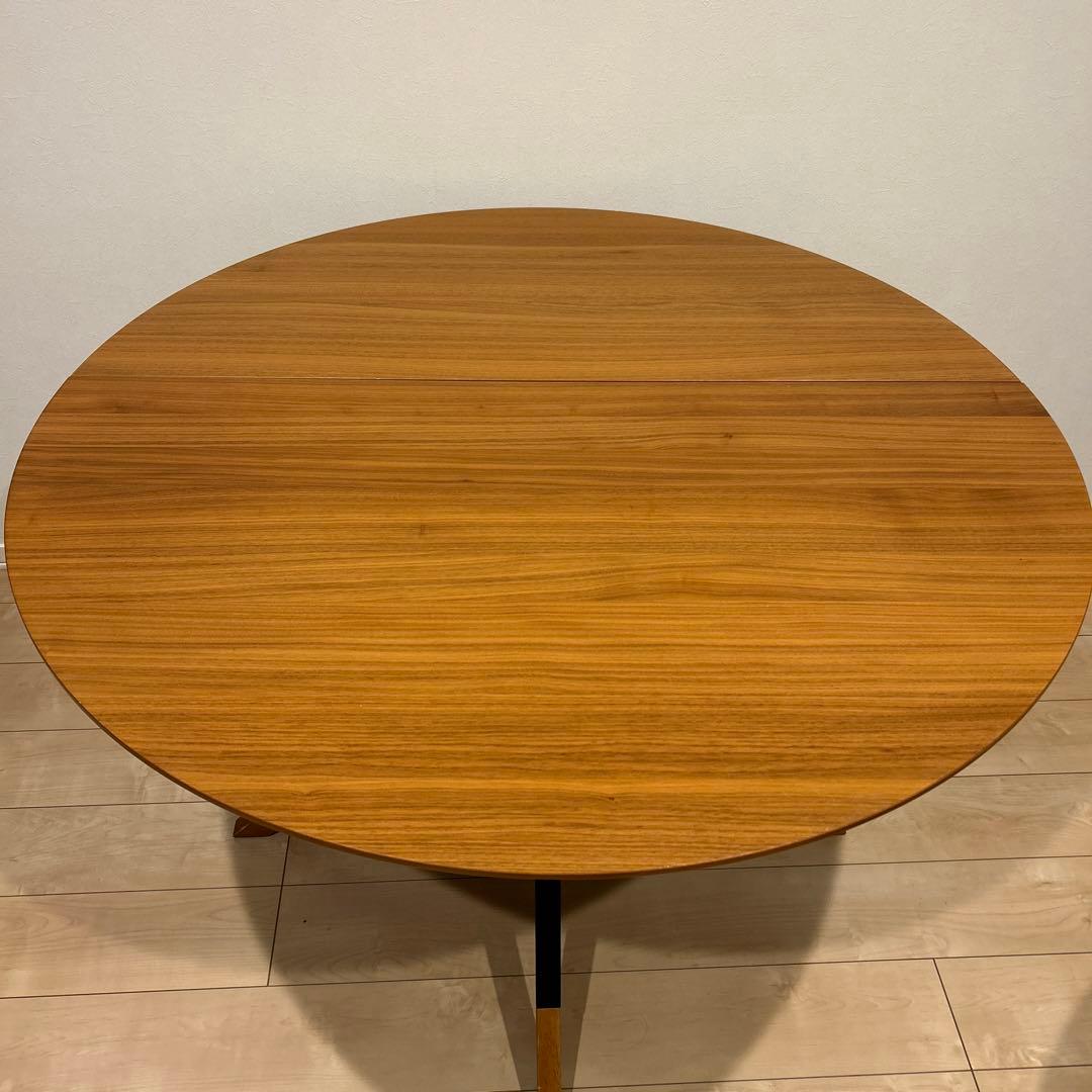 ボーコンセプト　BILLUND PRINCNTON ラウンドテーブル　円形