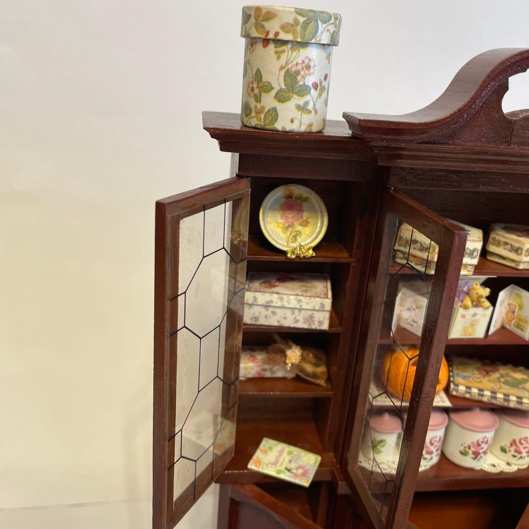 1/12ドールハウス ミニチュア○雑貨屋 アンティーク家具 リビング