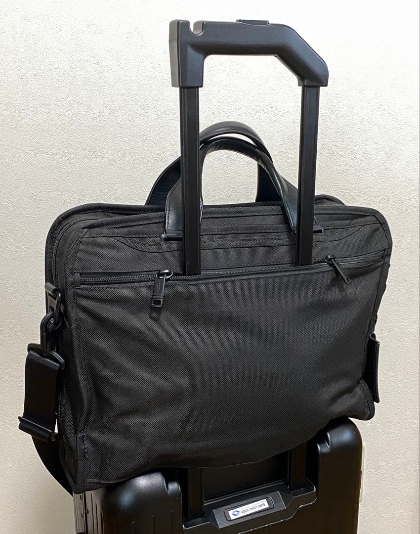 【値下げ】⑪✨TUMI ✨トゥミ ビジネスバッグ アルファ3 ブラック ポーチ付