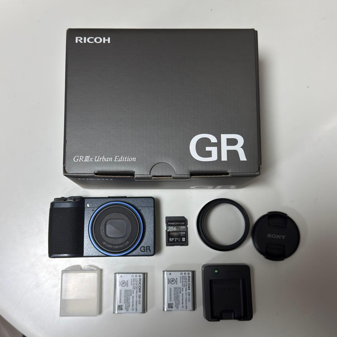 デジタルカメラ RICOH GRiiix Urban Edition GR IIIx Urban Edition / RICOH GR III/GR IIIx | RICOH IMAGING